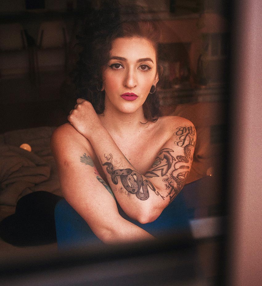 Woman with two Tattooed Arms Woman with two Tattooed Arms